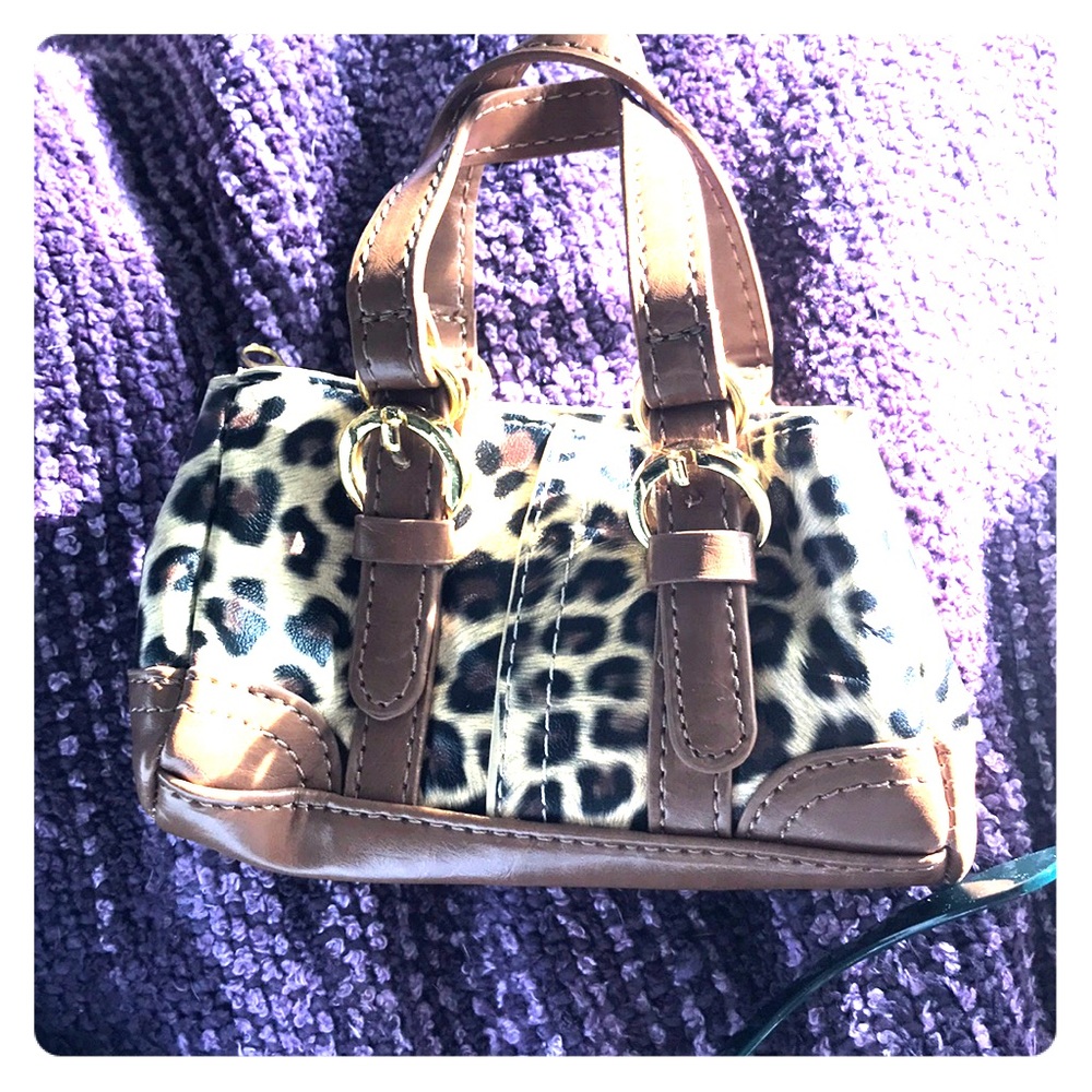 Mini Leopard purse 👛